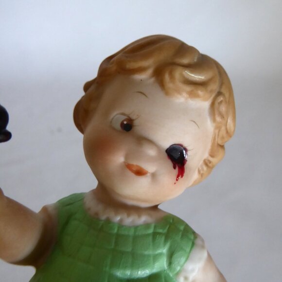 NEW THE BIRDS ALFRED HITCHCOCK CURIOSITIES UPCYCLED GOTHIC HORROR FIGURE ODDITY - Picture 6 of 16